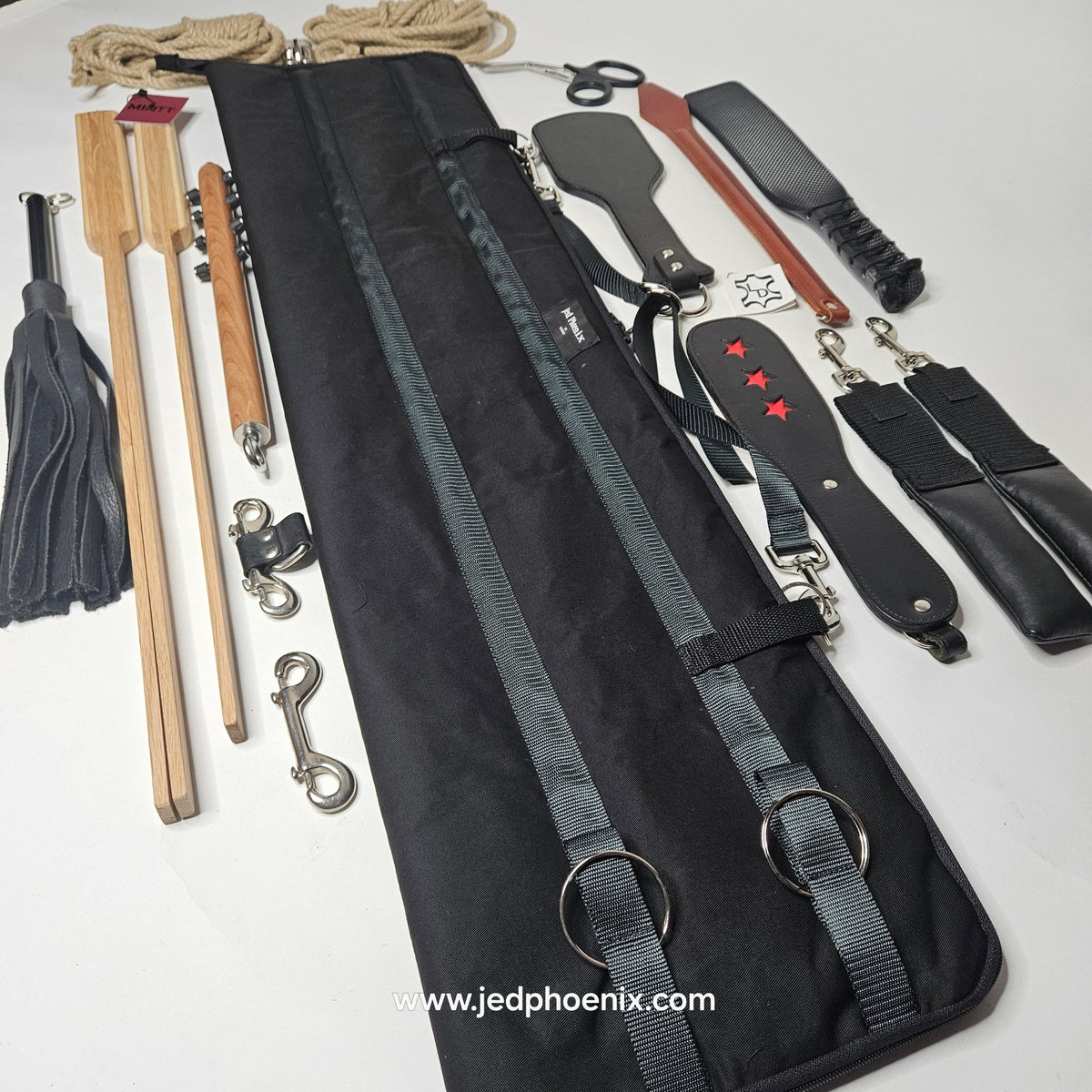 Metre monster modular zip up toy bag