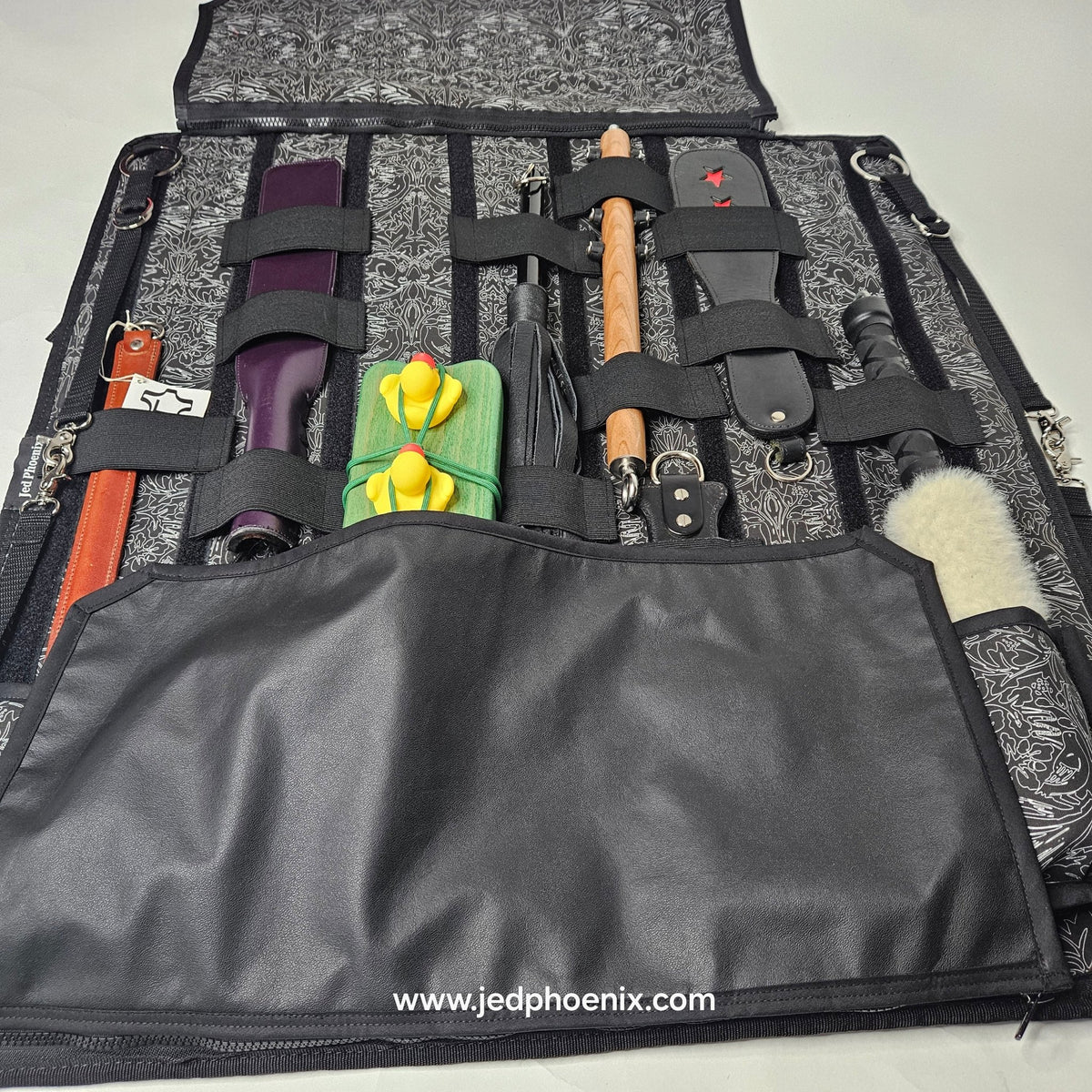 Leather impact play tool wrap: Alt art print lining