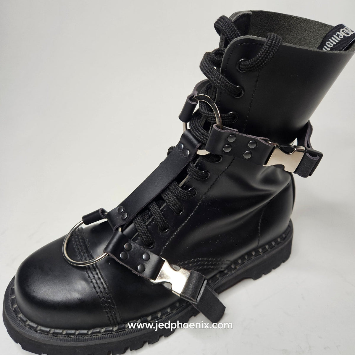 Leather boot harness: Ready to accessorise