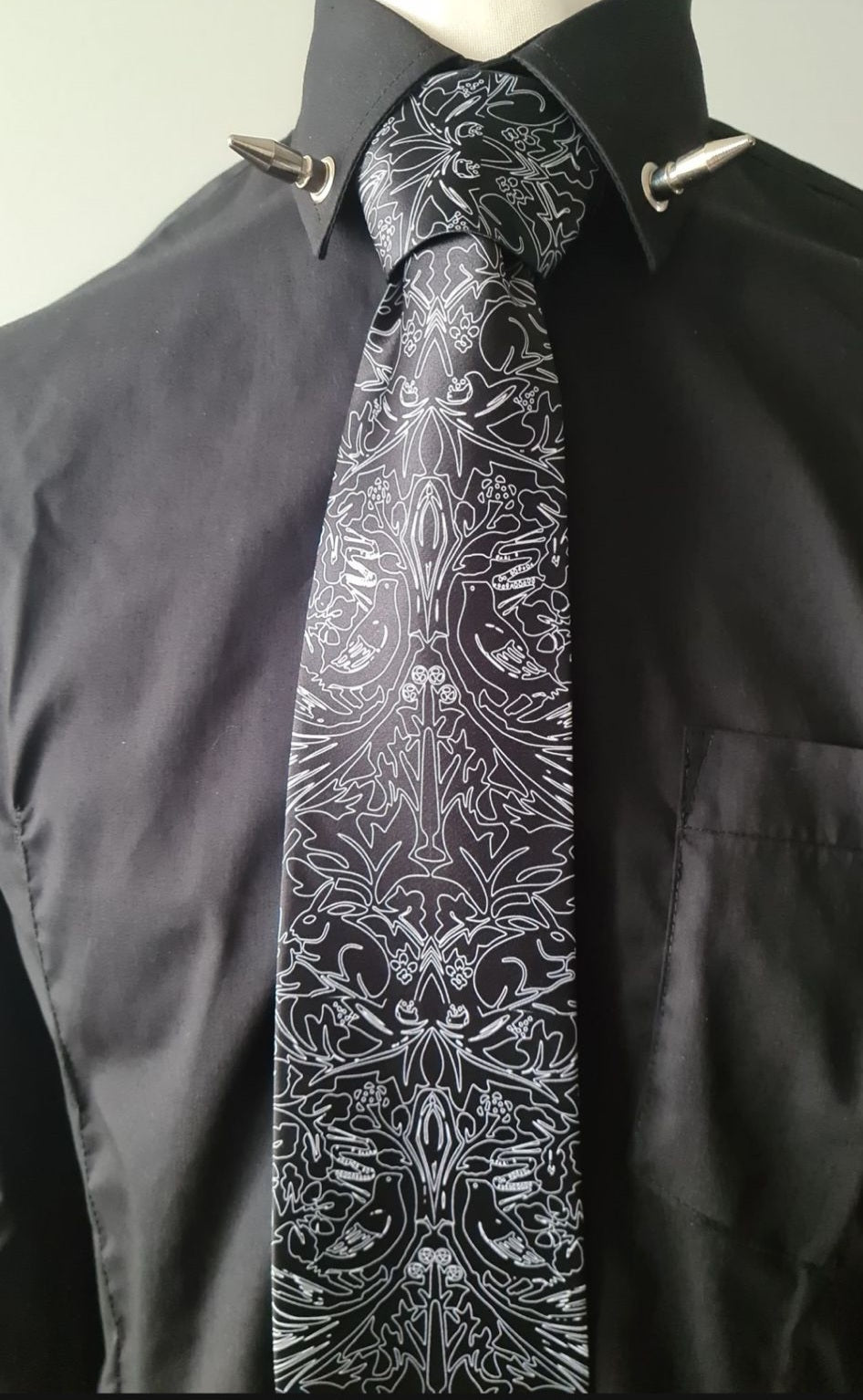 Kinky print neck tie