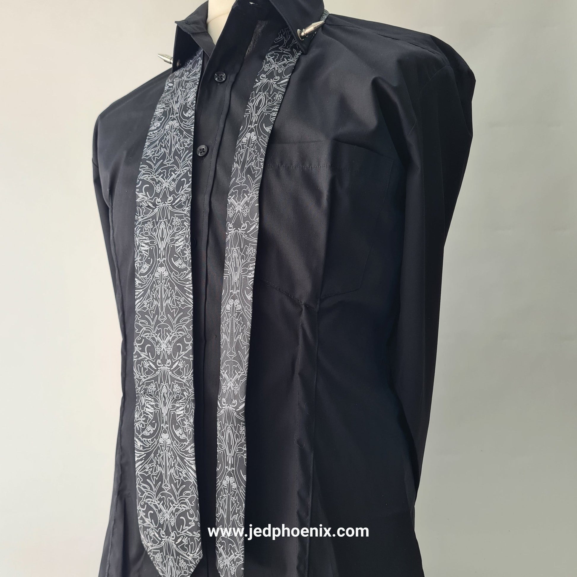 Kinky print neck tie